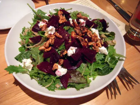 Салат из свеклы с сыром