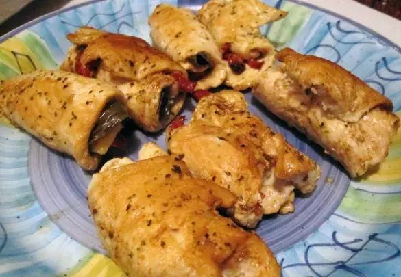 Рулеты из индейки с сухофруктами