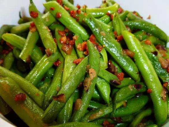 Стручковая фасоль с беконом