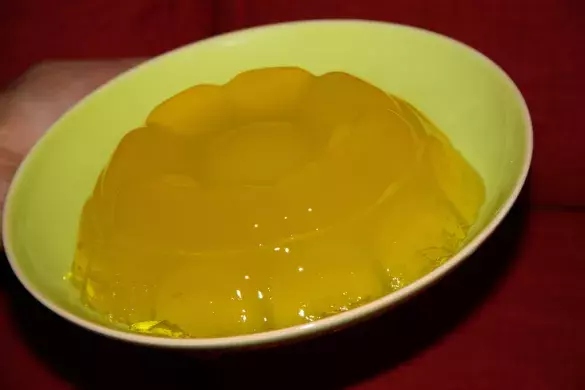 Желтое желе