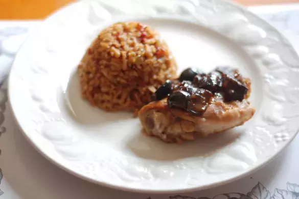 Рулетики из индейки с черносливом