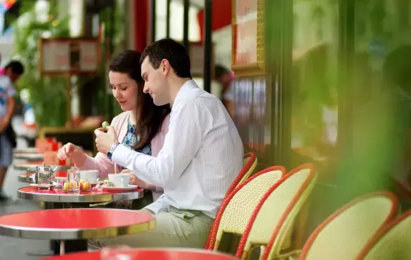 Обед в кафе: советы гипертоникам