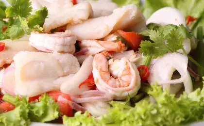 Салат с морепродуктами