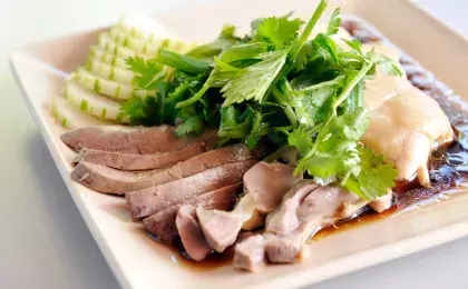 Ужин с отварной курицей