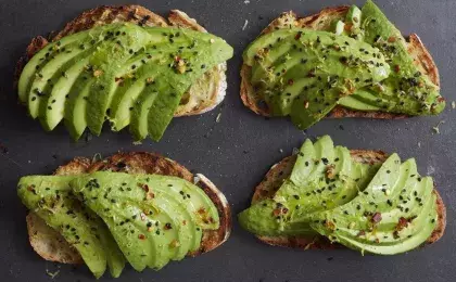 Вегетарианские бутерброды с авокадо
