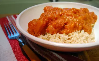 Вегетарианское карри с коричневым рисом