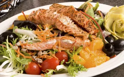 Красная рыба с мягким сыром