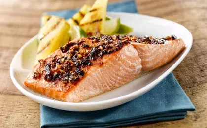 Рыба красная с травами