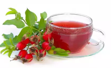 Розовый чай