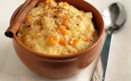 Каша с консервированными фруктами