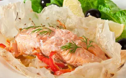 Лосось с овощами