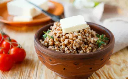 Гречневая каша с маслом